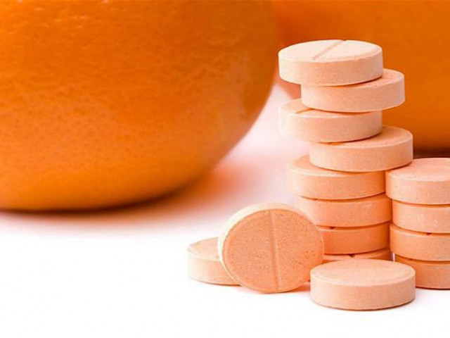 Sự thật về thông tin vitamin C là ”thần dược” chống virus Corona