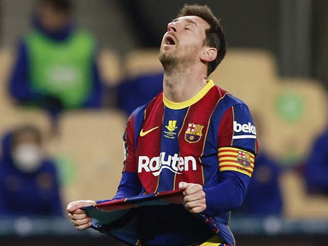 SỐC: Messi đánh người nguy cơ bị treo giò 12 trận, nín thở chờ phán quyết