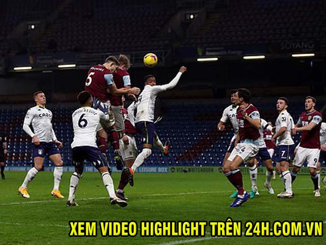 Video Burnley - Aston Villa: 5 bàn kịch tính, phần thưởng cho kẻ rượt đuổi