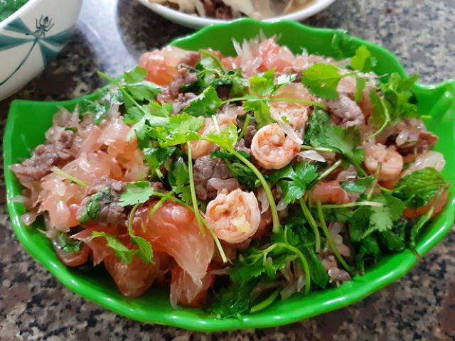 Chống ngán ngày Tết với món gỏi bưởi tôm thịt chua ngọt, tuyệt ngon