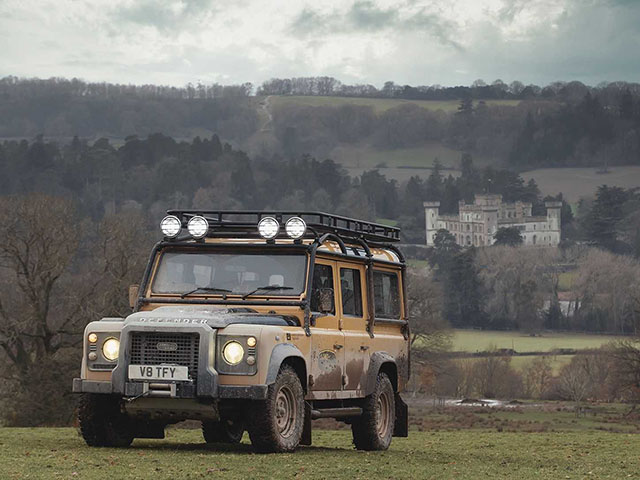 Land Rover Defender Works V8 Trophy phiên bản giới hạn đẹp hút hồn fan mê off-road