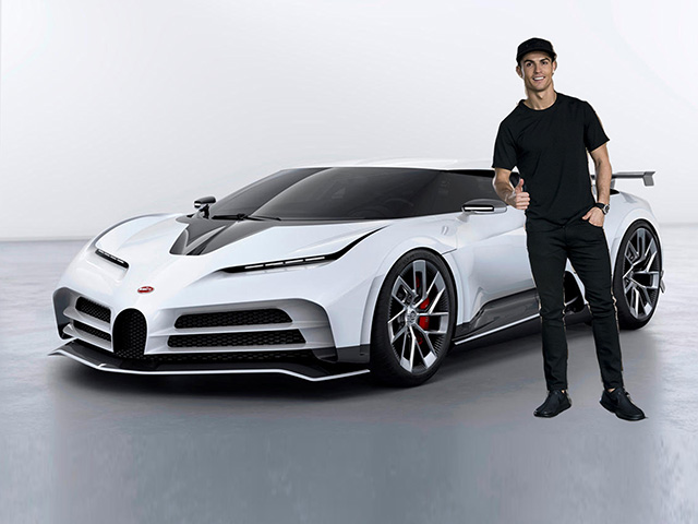 Cristiano Ronaldo tậu Bugatti Centodieci, siêu xe đắt đỏ giá hơn 215 tỷ VND