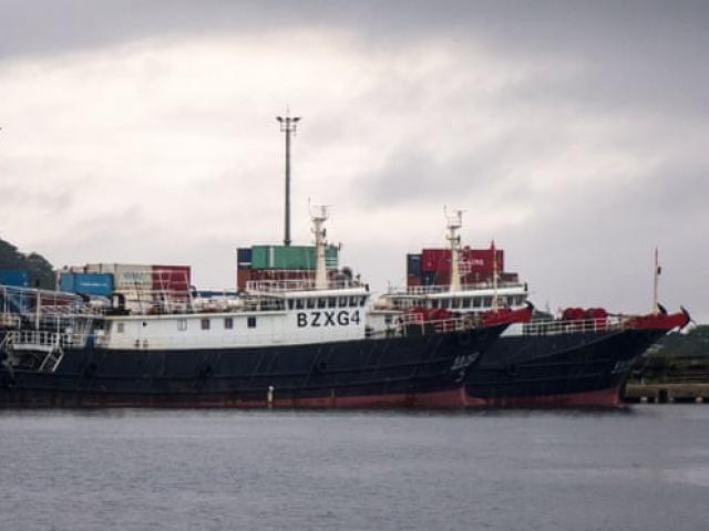 Quốc gia ”làm căng” với đội tàu cá Trung Quốc, muốn bỏ tù 2 thuyền trưởng
