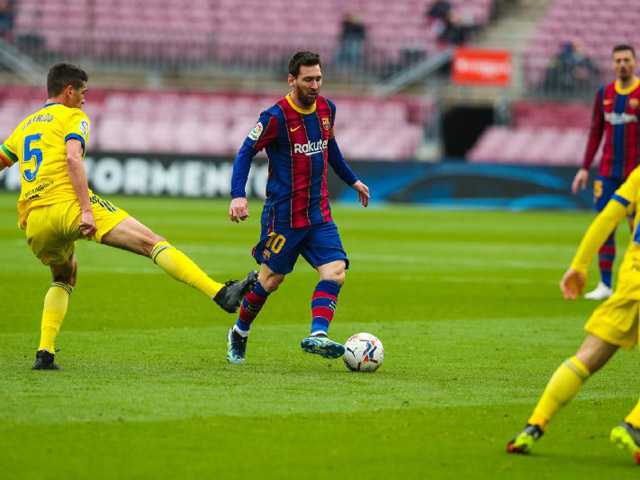 Trực tiếp bóng đá Barcelona - Cadiz: Chủ nhà chưa có bàn thắng thứ 2