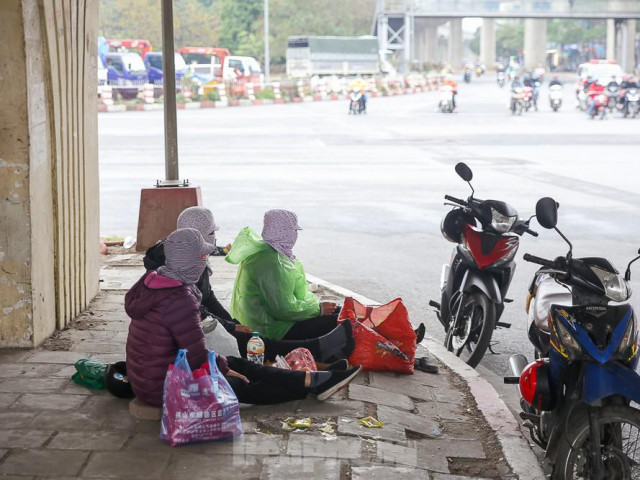 Lao động tự do nhọc nhằn mưu sinh những ngày đầu năm