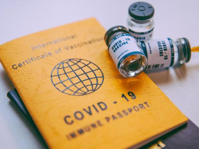 Nhiều nước đình chỉ tiêm vắc xin Covid-19 AstraZeneca, WHO lên tiếng
