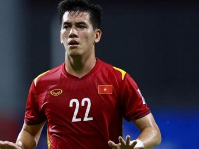 Ngôi sao đội tuyển Việt Nam bị ”người nhà” chê lười