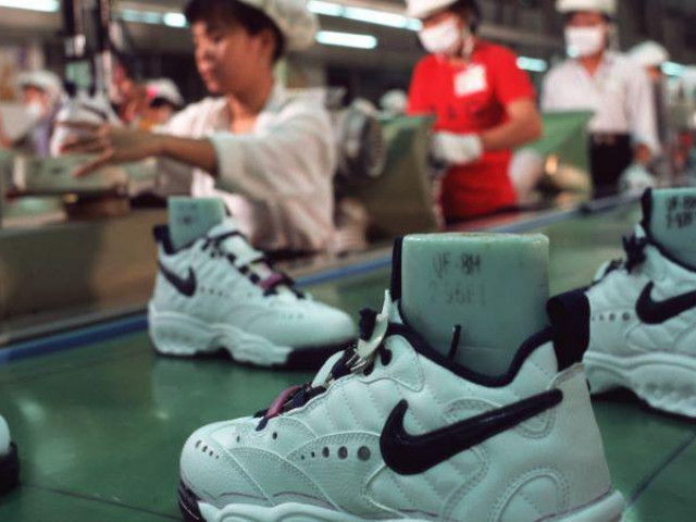 Việt Nam trở thành nơi sản xuất giày Nike lớn nhất thế giới