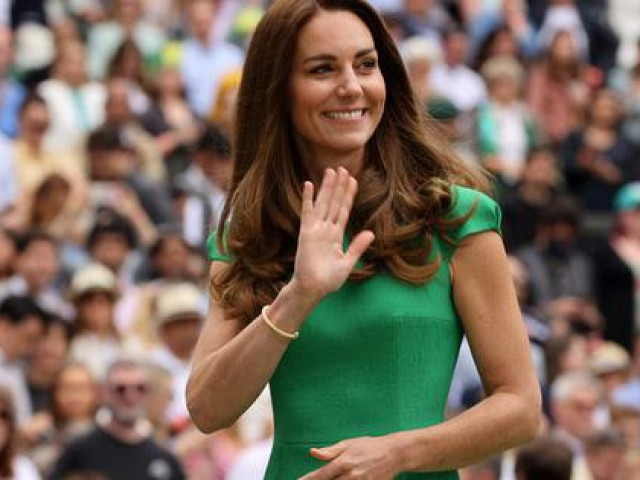Công nương Kate Middleton: 5 bí quyết có phong cách độc đáo