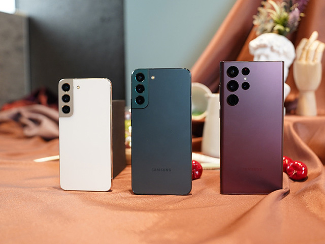 Giá bán chính thức Galaxy S22 Series: Thấp hơn cả dự kiến