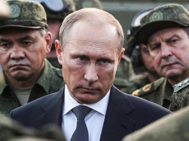 Sự ”lạnh lùng” của Putin khi diễn viên hài trở thành Tổng thống Ukraine
