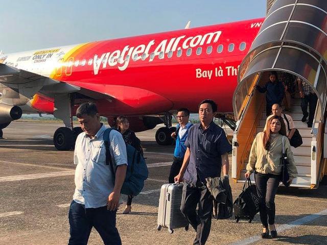 Hàng không Việt tăng cước hành lý, phí đổi tên