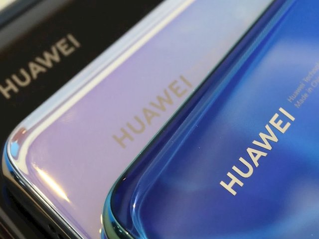 Huawei nói gì khi bị Liên minh Wi-Fi và Hiệp hội SD ”gạch tên”?