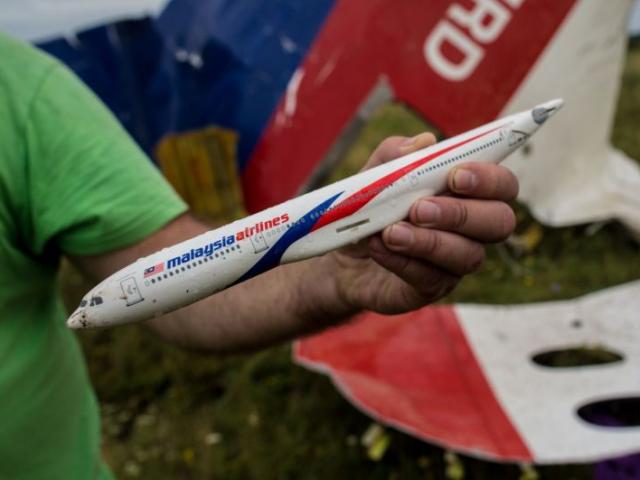 Máy bay MH17 bị bắn hạ: Thủ tướng Malaysia tiết lộ nóng