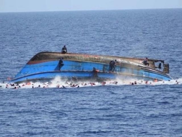 Manila giận dữ lên án tàu cá TQ đâm chìm tàu Philippines, cảm ơn VN cứu ngư dân