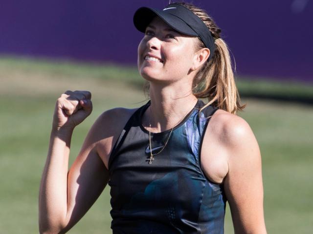 ”Nữ hoàng” Sharapova trở lại đỉnh cao: Tung chiêu bóng xoáy ”chết cỏ”