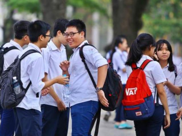 Điểm chuẩn vào lớp 10 một số trường “hot” ở Hà Nội giảm kỷ lục
