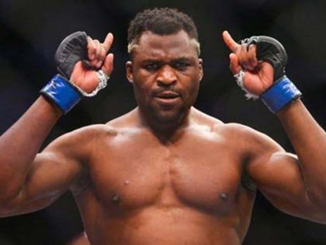 Mất công luyện đập đá, “Dã thú” của UFC “chuyển nghề” vì Covid-19