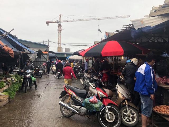 Quảng Ninh lên tiếng về việc người dân đi chợ quá 2 lần trong ngày bị “bêu tên”