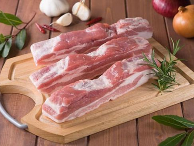 Những loại thực phẩm là ”khắc tinh” của thịt lợn cần tránh