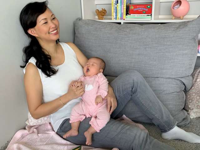 Sinh con ở tuổi 42, nữ ”cá mập” quyền lực của ”Thương vụ bạc tỷ” tiết lộ sự thay đổi bất ngờ
