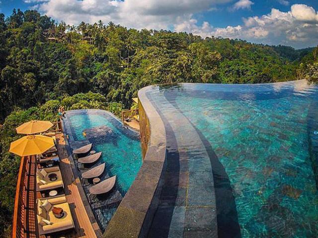Những bể bơi khách sạn đẹp nhất thế giới