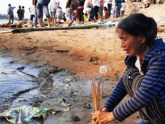 Vụ lật thuyền ở Quảng Nam: Người nhà khóc cạn nước mắt