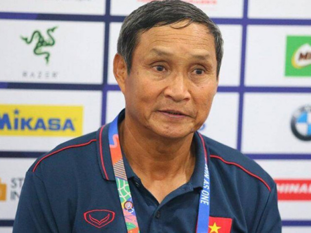 HLV Mai Đức Chung nói điều khiến bóng đá Việt Nam “giật mình”