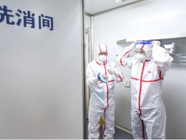 Giám đốc phòng thí nghiệm Vũ Hán giải thích lý do virus không thể thoát ra bên ngoài