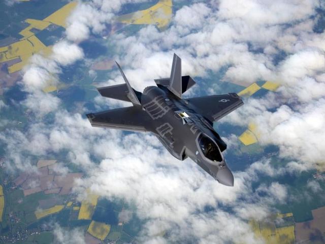 Mỹ: Chiến đấu cơ F-35 đâm xuống đất, cùng nơi tiêm kích F-22 gặp nạn chỉ sau 5 ngày