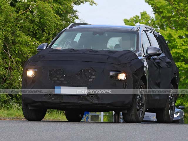 Lộ ảnh xe SUV Hyundai SantaFe phiên bản nâng cấp chạy thử tại châu Âu