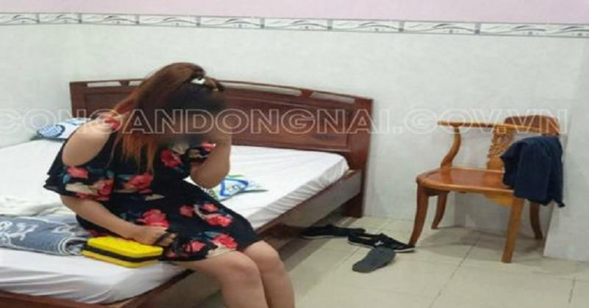 Chủ quán cà phê 70 tuổi kiêm ”tú ông” chứa mại dâm