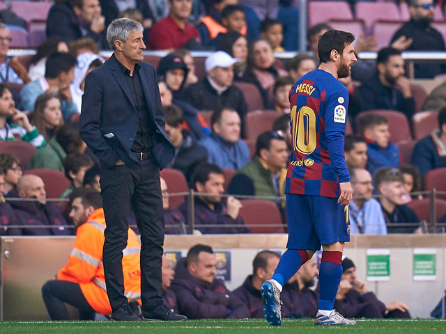 Messi cầm đầu nổi loạn: Chủ tịch Barcelona tới tận nhà HLV Setien họp khẩn