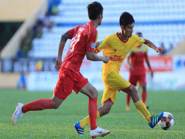 Trực tiếp bóng đá Nam Định - SLNA: Chủ nhà chơi quá hưng phấn sau bàn mở tỷ số