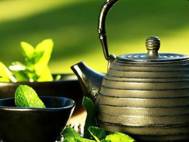 Trà xanh rất tốt với người bị cao huyết áp nhưng với những người mang bệnh này lại rất kị