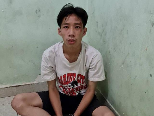 Thanh niên dí dao vào cổ tài xế xe buýt ở Sài Gòn nói “chở đi Miền Tây để trốn gia đình”