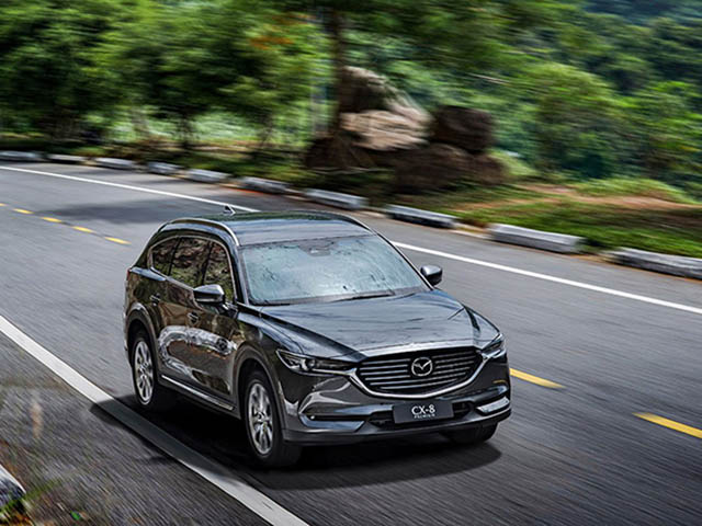 Mazda CX-8 giảm giá hơn 100 triệu đồng tại một số đại lý
