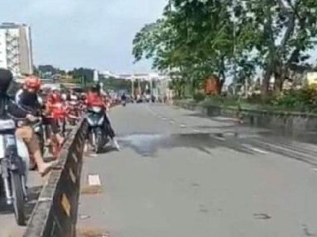 Hàng chục ”quái xế” chặn đường lớn, so kè tốc độ kinh hoàng: CSGT bắt 1 ”cọp chiến”