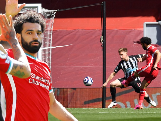 Liverpool sút 22 vào 1, Salah lập kỷ lục ”khủng” vẫn bị chê thậm tệ