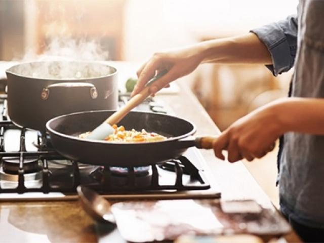 4 thói quen khi nấu nướng có thể khiến gia đình bạn mắc phải ung thư