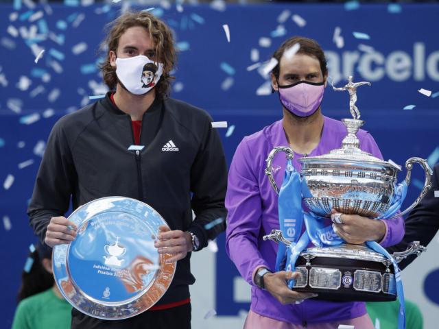 Nadal đáp trả lập tức khi bị Tsitsipas chê là kẻ háo thắng, cực sợ thua