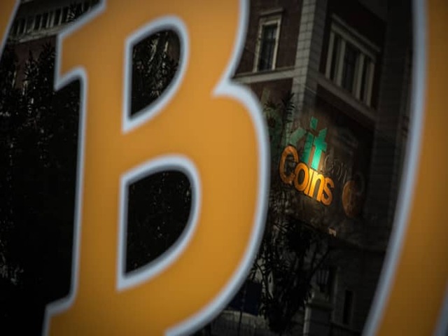 Thêm một sàn giao dịch khổng lồ sụp đổ, giá Bitcoin vẫn tăng chóng mặt