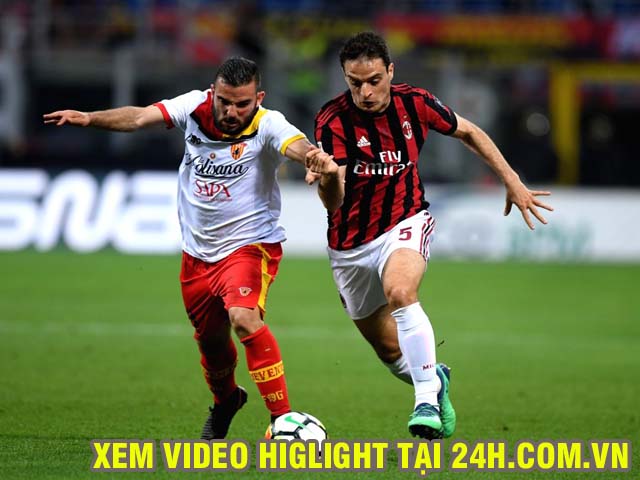 Video AC Milan - Benevento: Khác biệt ngay phút thứ 6, đua top 4 đến cùng