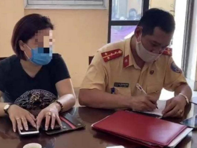 Phạt 17 triệu, tước GPLX nữ tài xế lùi xe trên cao tốc Hà Nội - Thái Nguyên