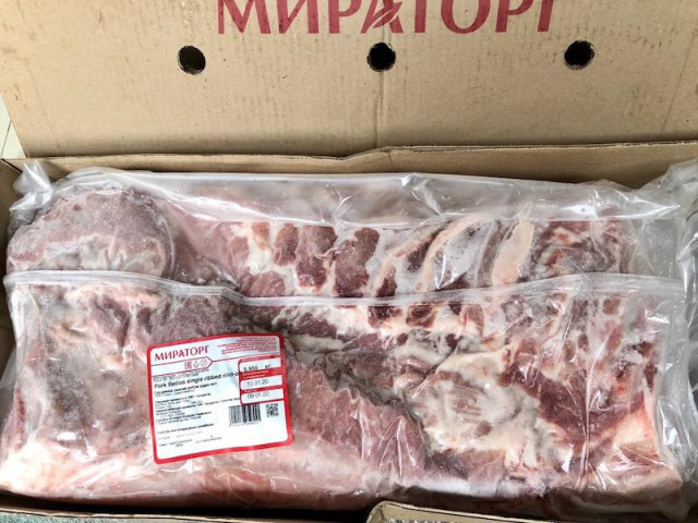 Thịt heo chỉ hơn 50.000 đồng/kg vẫn ồ ạt nhập về Việt Nam