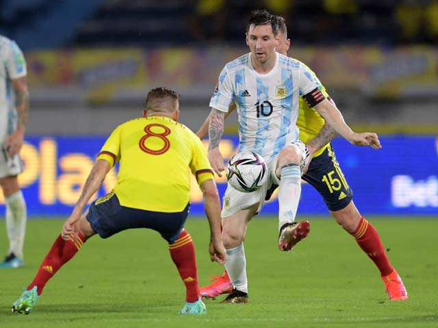 Video Colombia - Argentina: Ngược dòng choáng váng, Messi bất lực