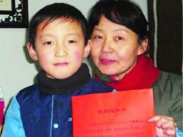 Thiên tài tính nhẩm Trung Quốc: 8 tuổi thi đỗ lực lượng đặc biệt của quân đội