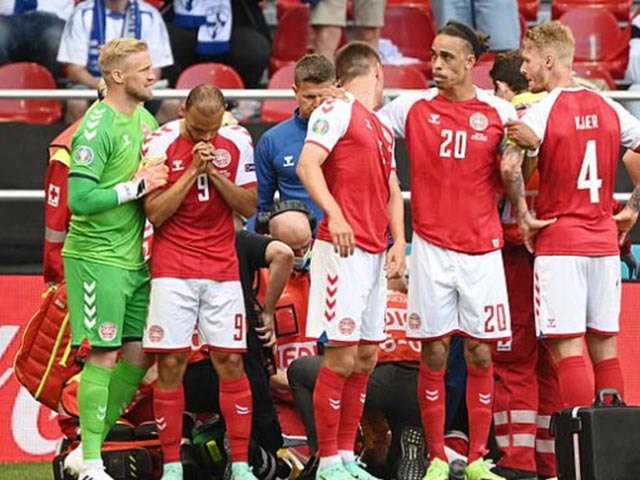 Bi kịch EURO: Eriksen (Đan Mạch) đổ gục trên sân, nguy hiểm đến tính mạng