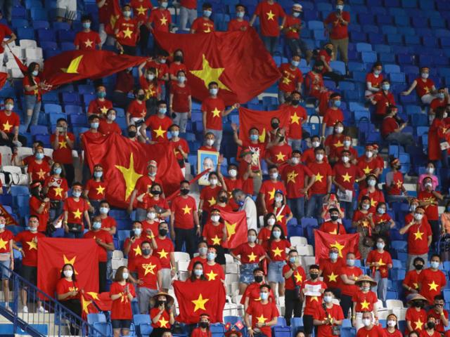 Liên đoàn bóng đá UAE nói gì trước thông tin “ôm” hết vé của CĐV Việt Nam?
