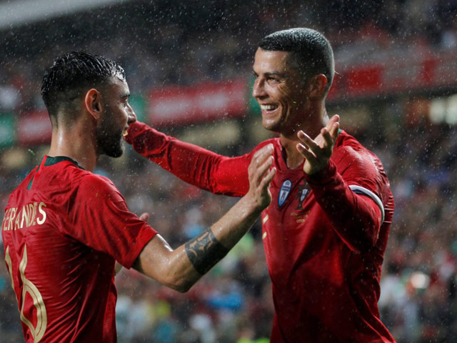 Ronaldo sắp đá kỳ EURO thứ 5: Bất ngờ nói về tương lai, Juventus lo nơm nớp
